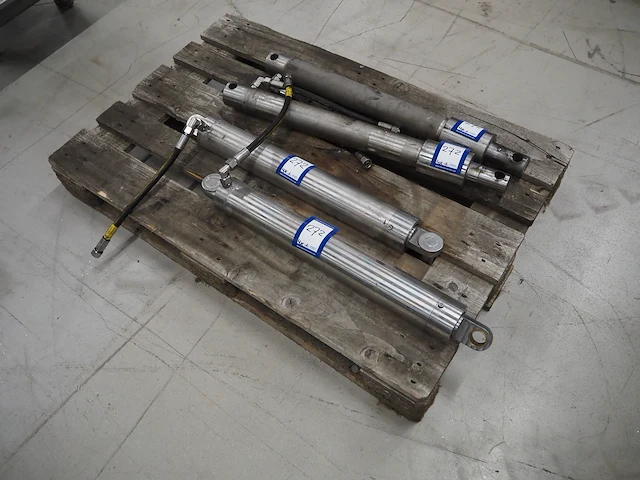Nn pneumatic cylinders - afbeelding 1 van  5