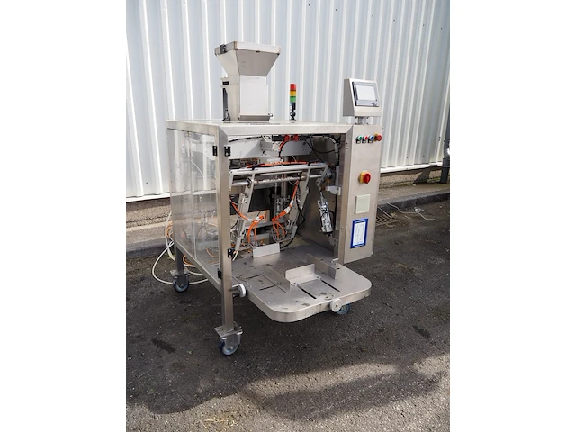 Nn pouch filling machine - afbeelding 8 van  15