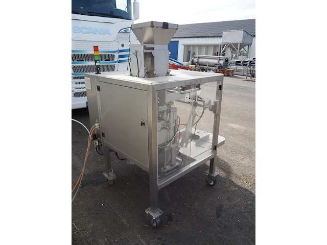 Nn pouch filling machine - afbeelding 9 van  15