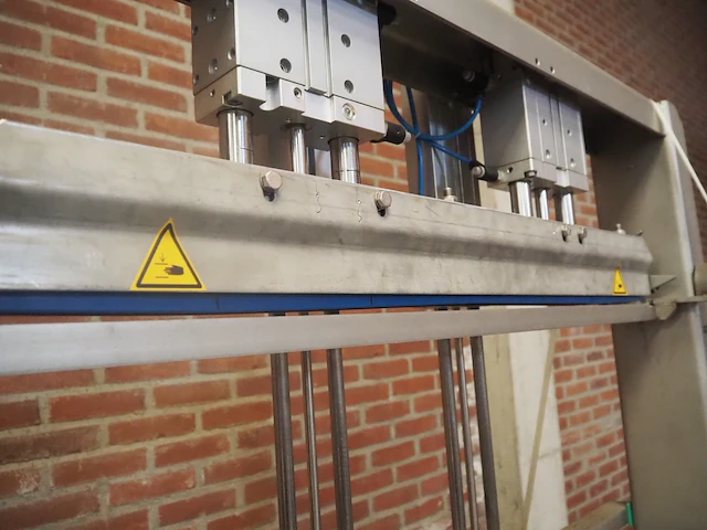 Nn press - afbeelding 8 van  8