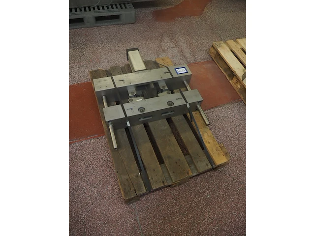 Nn press - afbeelding 4 van  6