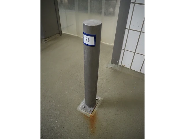 Nn protection pole - afbeelding 2 van  2