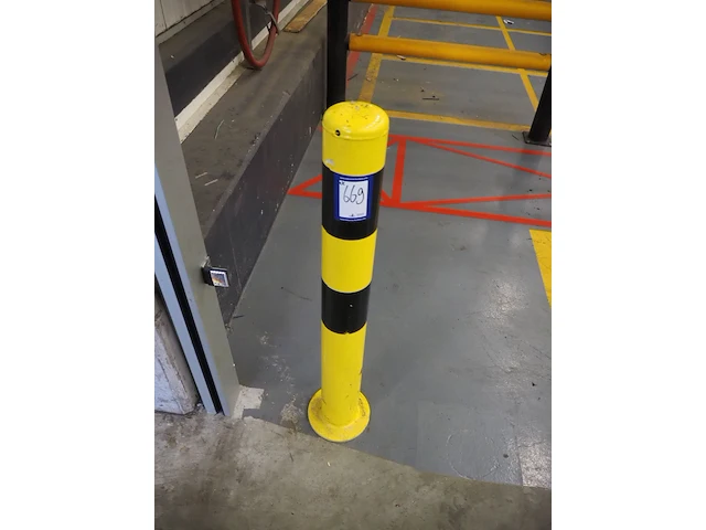 Nn protection poles - afbeelding 4 van  4