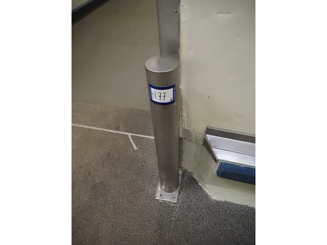 Nn protection poles - afbeelding 2 van  3