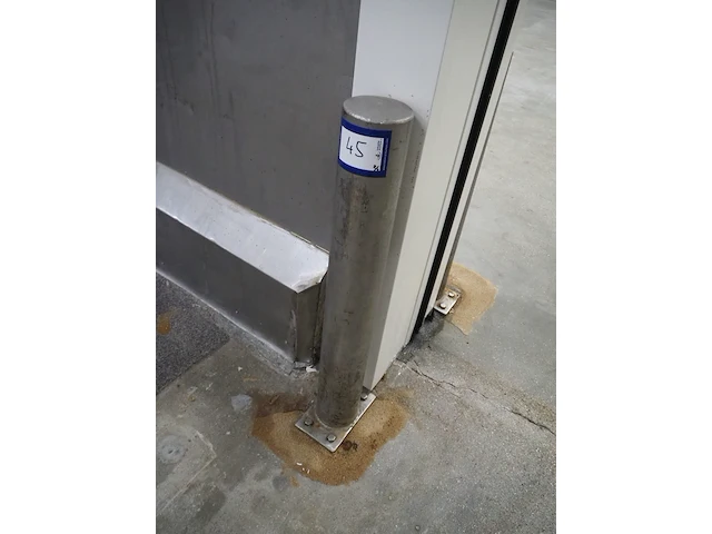 Nn protection poles - afbeelding 2 van  4