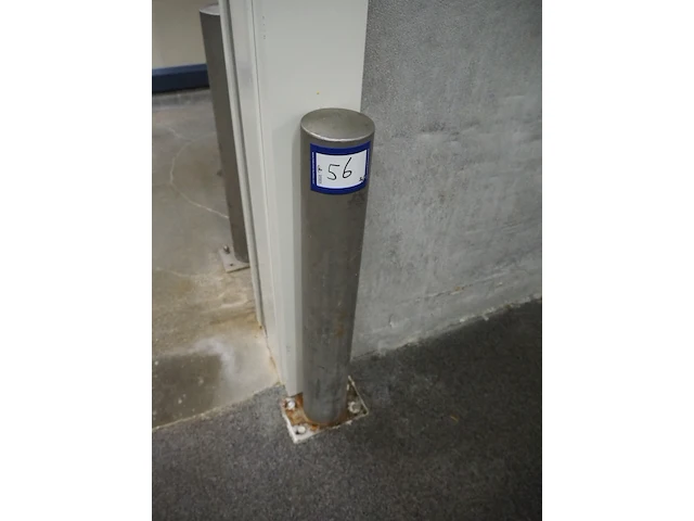 Nn protection poles - afbeelding 1 van  4