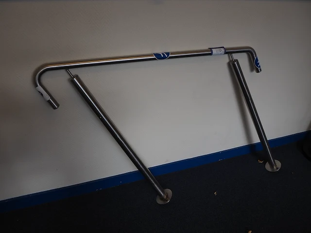 Nn protection railing - afbeelding 1 van  2