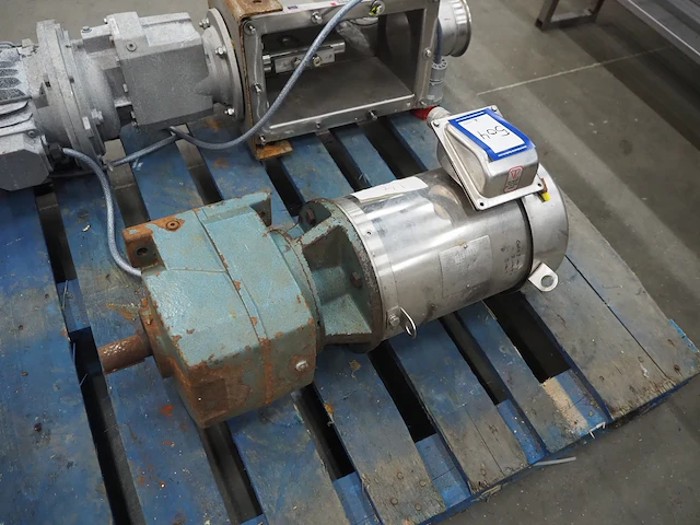 Nn pump - afbeelding 3 van  4