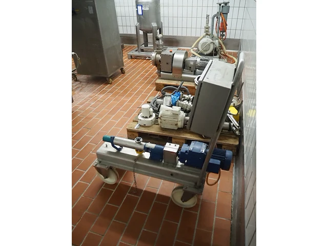 Nn pump - afbeelding 3 van  11