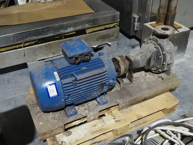 Nn pump - afbeelding 1 van  6