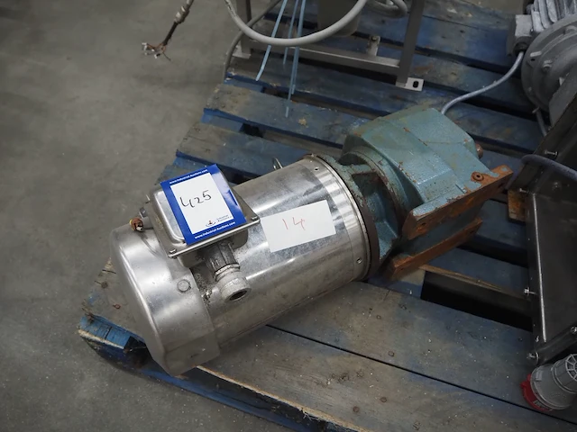 Nn pump - afbeelding 1 van  5