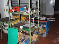 Nn rack with machine parts - afbeelding 2 van  7