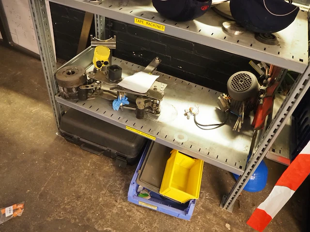 Nn rack with parts - afbeelding 8 van  15