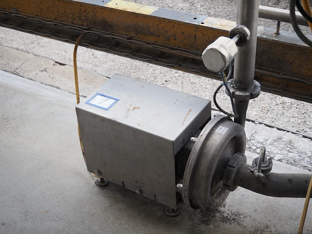 Nn raw milk unloading station - afbeelding 21 van  30