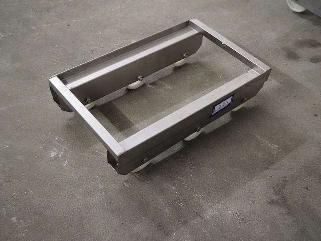 Nn rollie - afbeelding 1 van  4