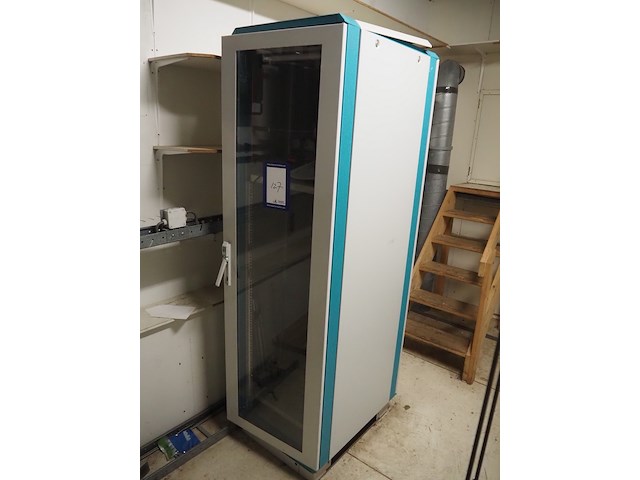 Nn server cabinet - afbeelding 1 van  7