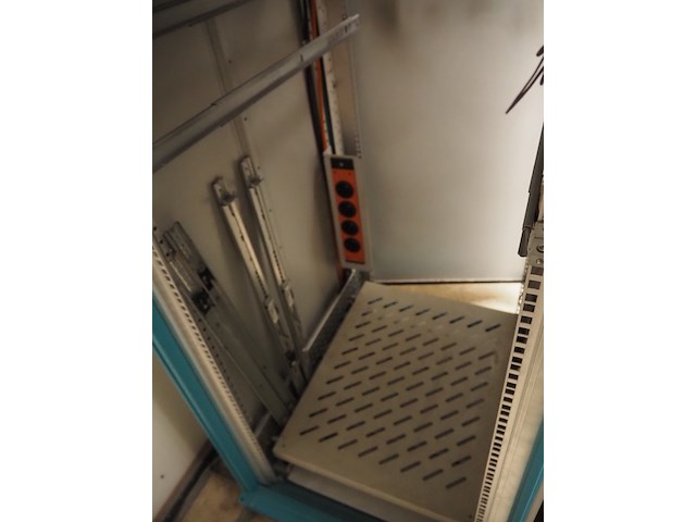 Nn server cabinet - afbeelding 7 van  7