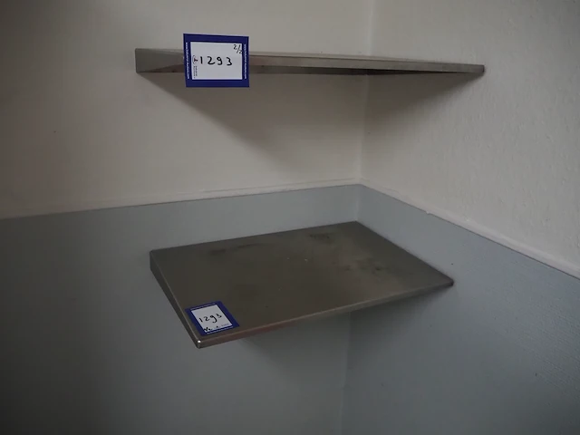 Nn shelfs - afbeelding 1 van  2