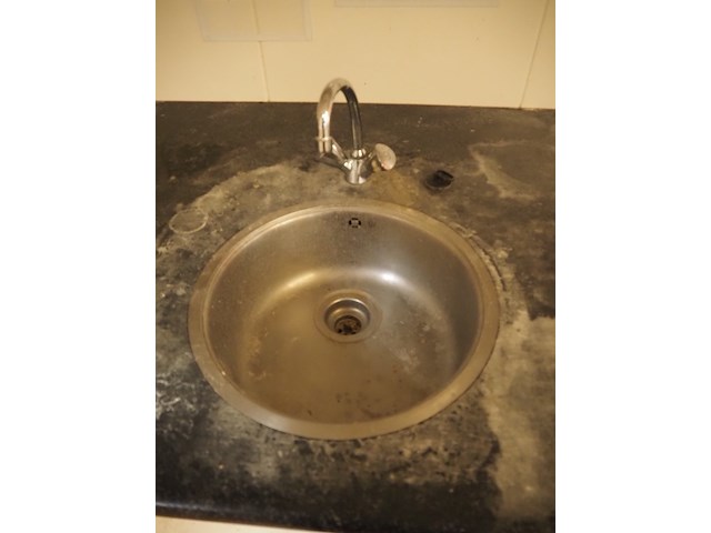 Nn sink and cabinet - afbeelding 6 van  7