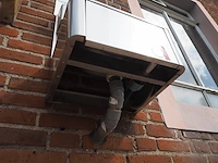 Nn sink with faucet - afbeelding 4 van  5