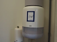 Nn sink with faucet - afbeelding 3 van  6