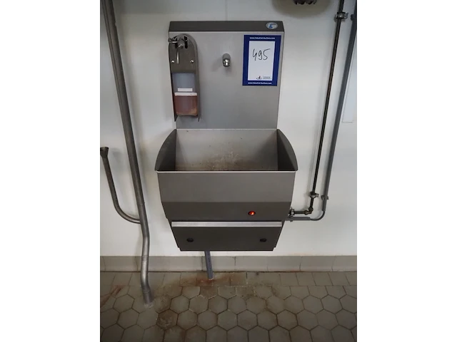Nn sink with faucet - afbeelding 3 van  8