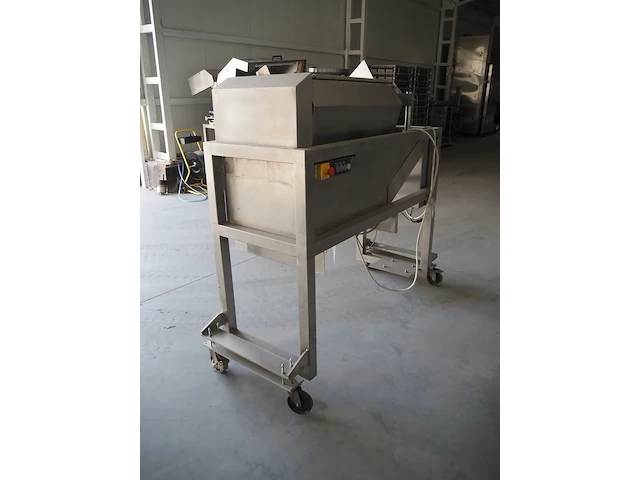 Nn skin removal machine - afbeelding 6 van  11