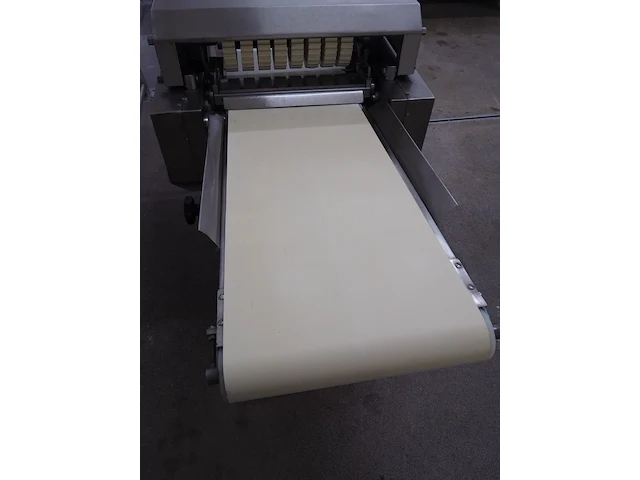 Nn skinning and derinding machine - afbeelding 6 van  8