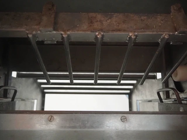 Nn skinning and derinding machine - afbeelding 9 van  11