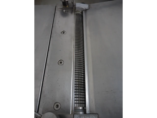Nn skinning machine - afbeelding 6 van  8