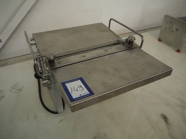 Nn skinning machine - afbeelding 1 van  7