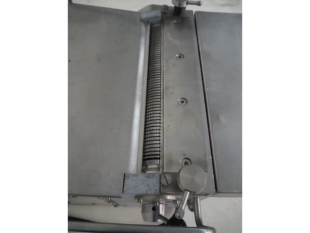 Nn skinning machine - afbeelding 4 van  7