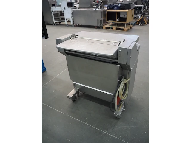 Nn skinning machine - afbeelding 3 van  9