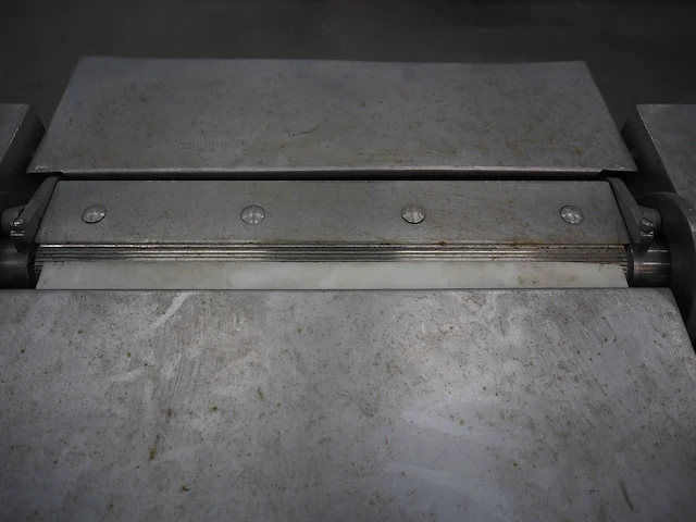 Nn skinning machine - afbeelding 6 van  9