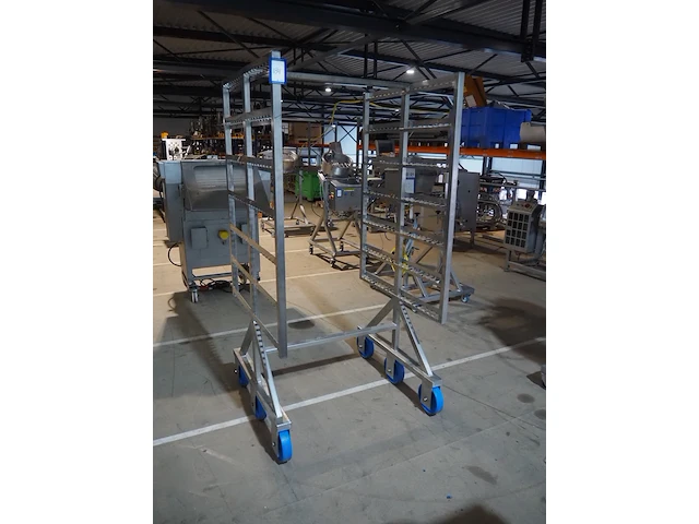 Nn smoke trolley - afbeelding 1 van  4