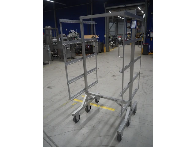 Nn smoke trolley - afbeelding 1 van  6