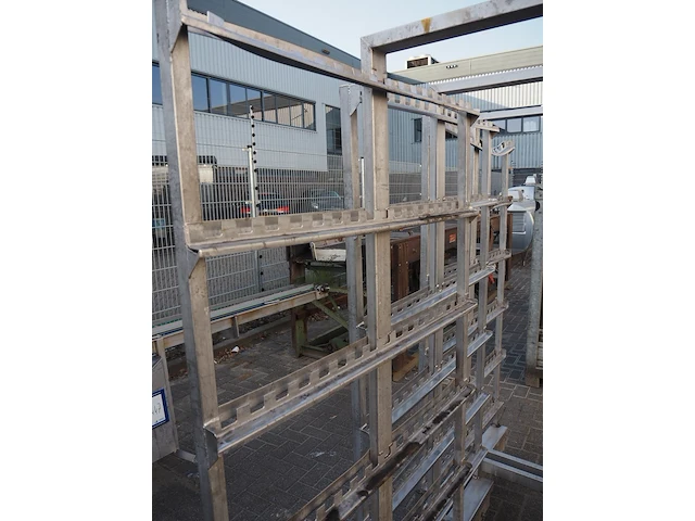 Nn smoke trolleys - afbeelding 3 van  6