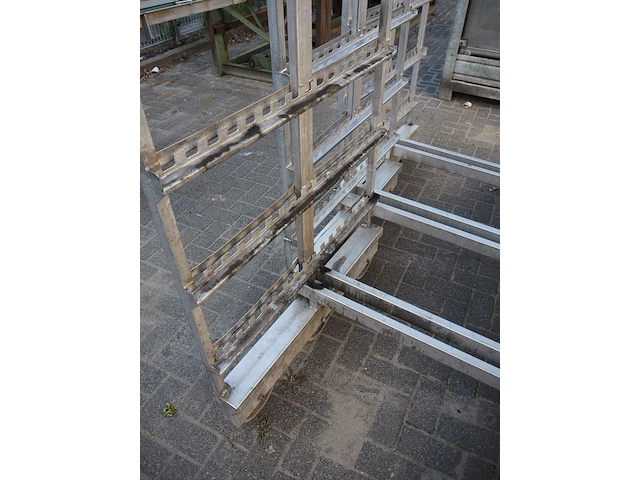 Nn smoke trolleys - afbeelding 4 van  6