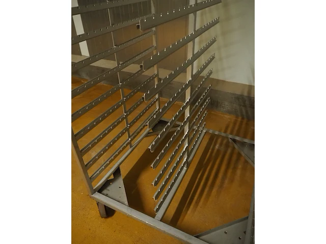 Nn smoke trolleys - afbeelding 3 van  3