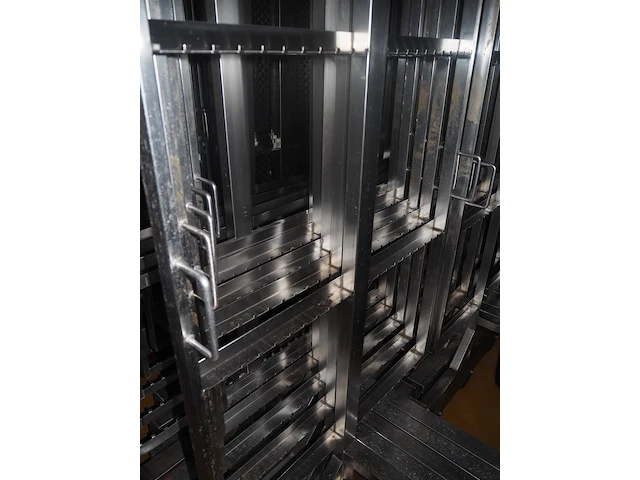 Nn smoke trolleys - afbeelding 3 van  3
