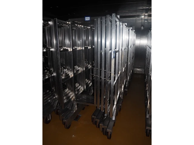Nn smoke trolleys - afbeelding 2 van  3