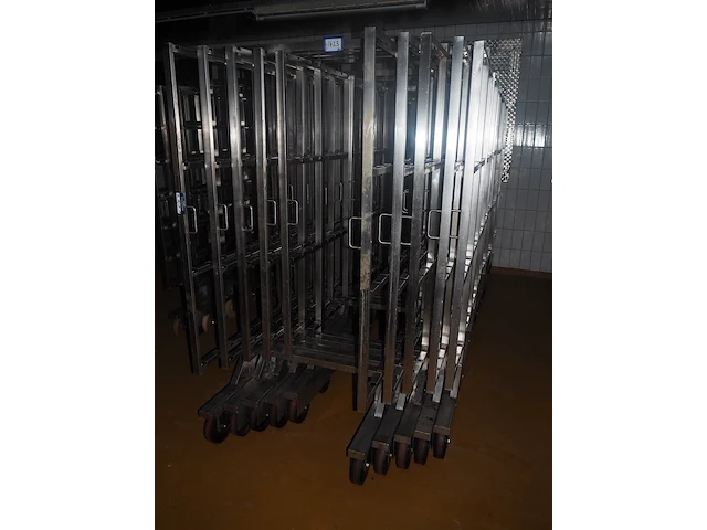 Nn smoke trolleys - afbeelding 2 van  3