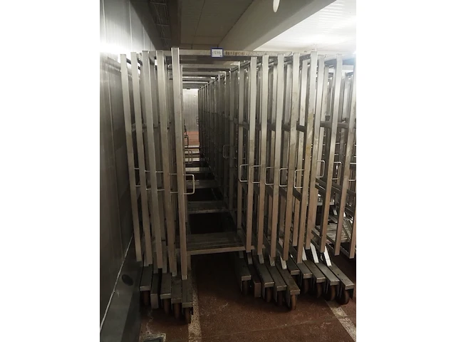 Nn smoke trolleys - afbeelding 2 van  5