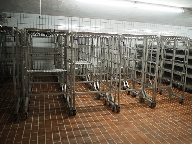 Nn smoke trolleys - afbeelding 2 van  14