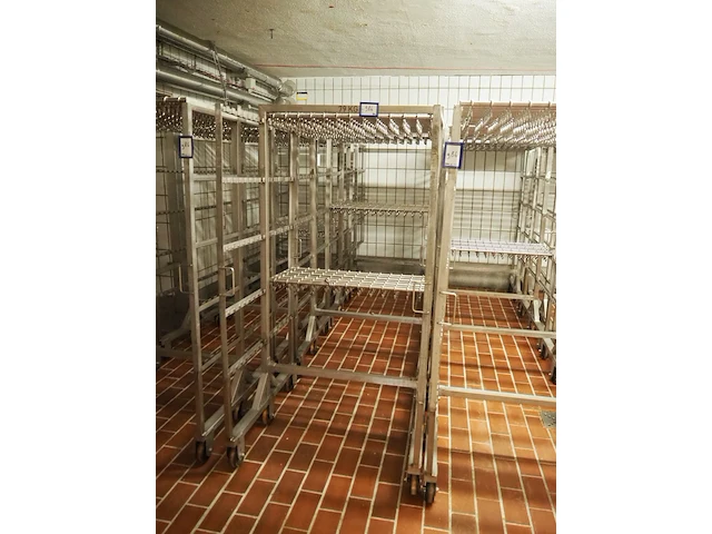 Nn smoke trolleys - afbeelding 4 van  14