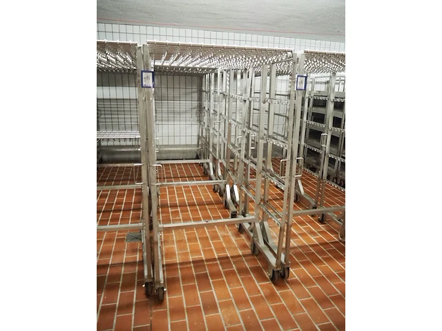 Nn smoke trolleys - afbeelding 6 van  14