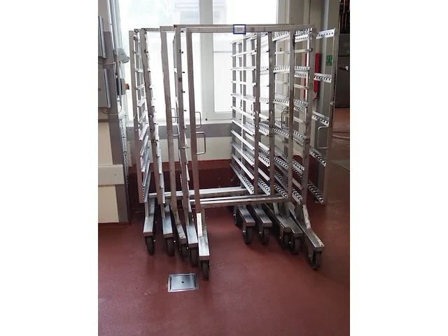 Nn smoke trolleys - afbeelding 2 van  5