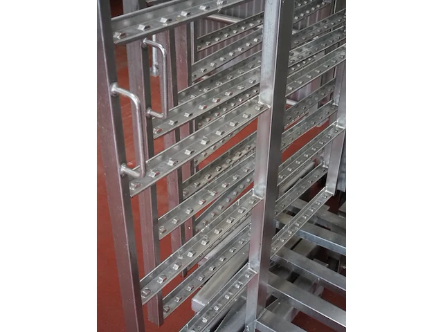 Nn smoke trolleys - afbeelding 4 van  8