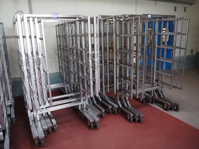 Nn smoke trolleys - afbeelding 1 van  8