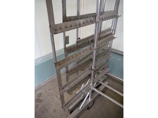 Nn smoke trolleys - afbeelding 3 van  4